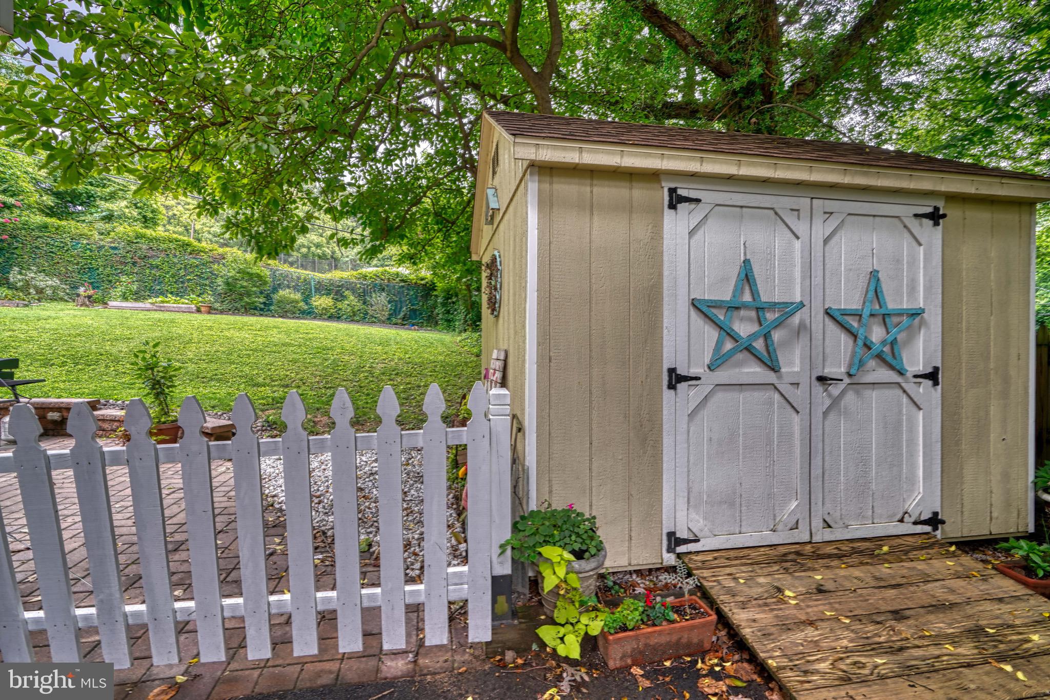 559 Brook Road Towson, MD 21286 - Photo 6 of 61 Gallery Image 6