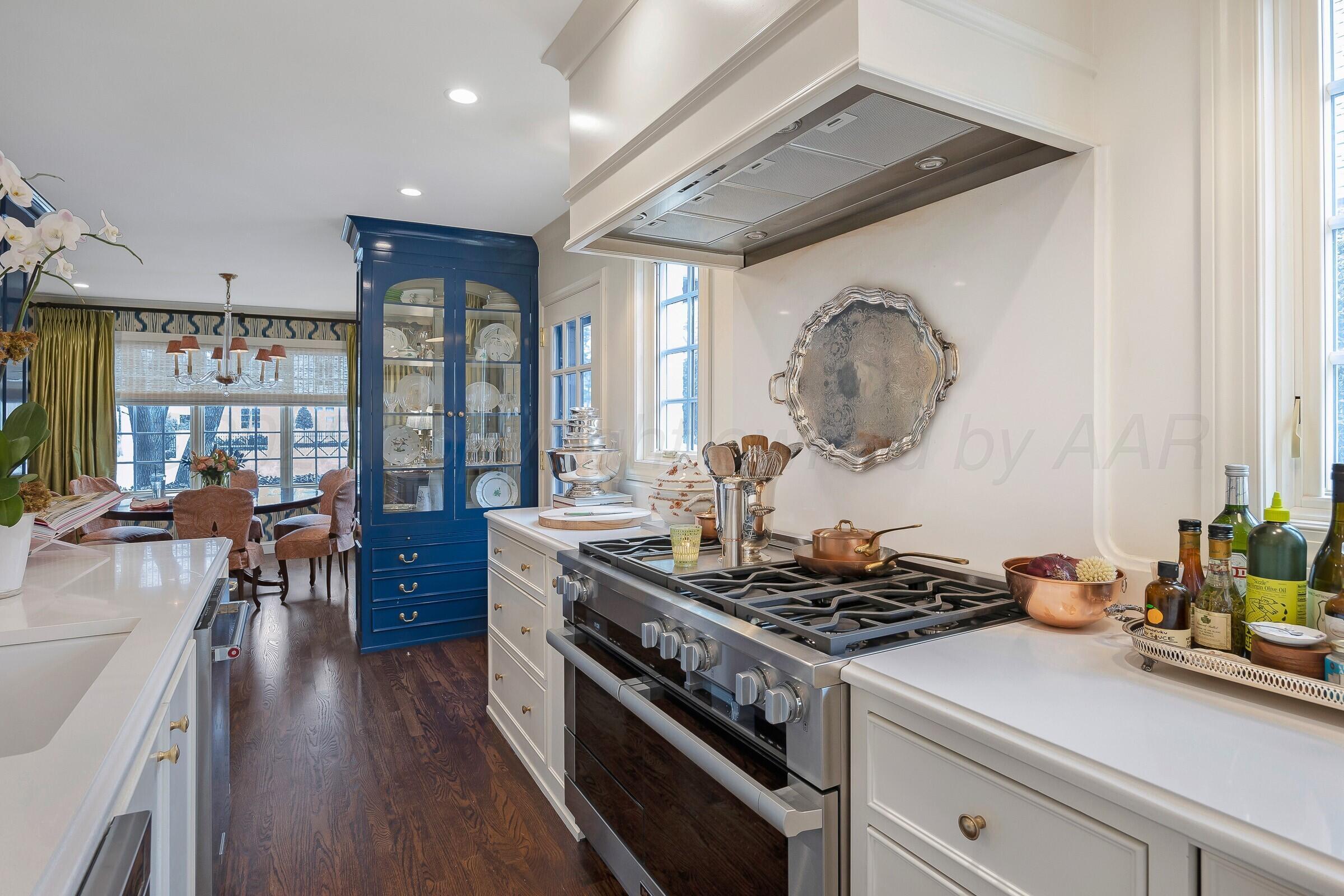3003 South Hughes Street Amarillo, TX 79109 - Photo 29 of 76 Kitchen
