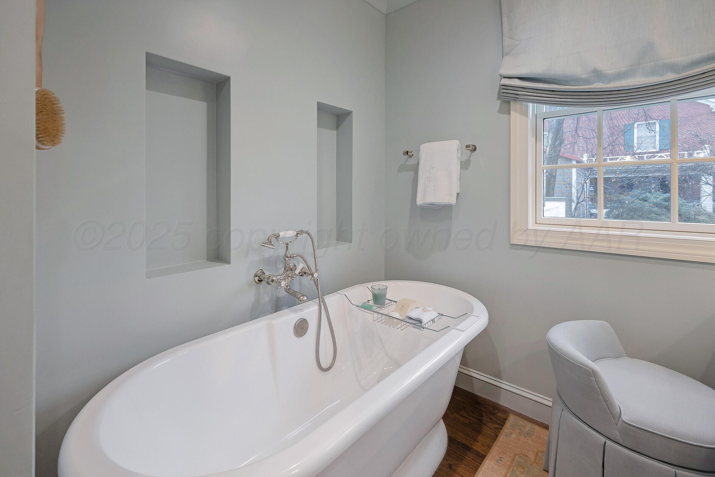 3003 South Hughes Street Amarillo, TX 79109 - Photo 44 of 76 Primary Bath