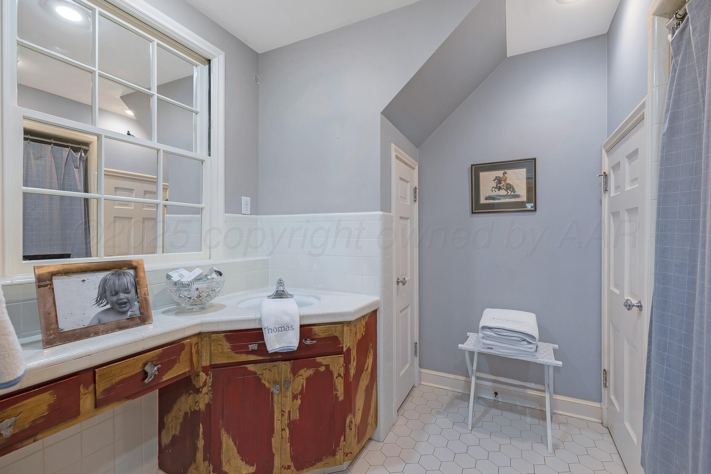 3003 South Hughes Street Amarillo, TX 79109 - Photo 54 of 76 4th Bedroom/Bath