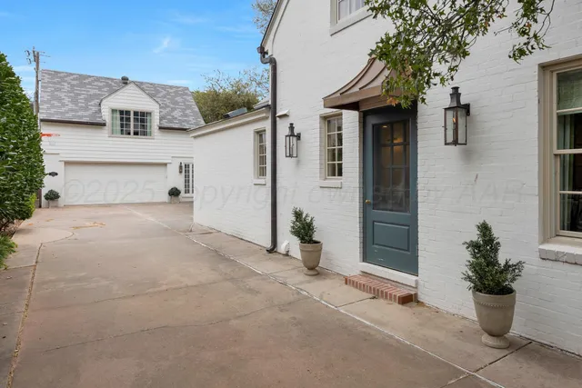 $985,000 | 3003 South Hughes Street, Amarillo, TX 79109