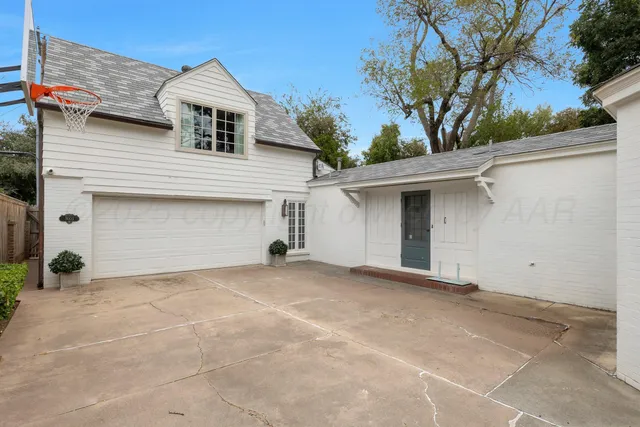 $985,000 | 3003 South Hughes Street, Amarillo, TX 79109