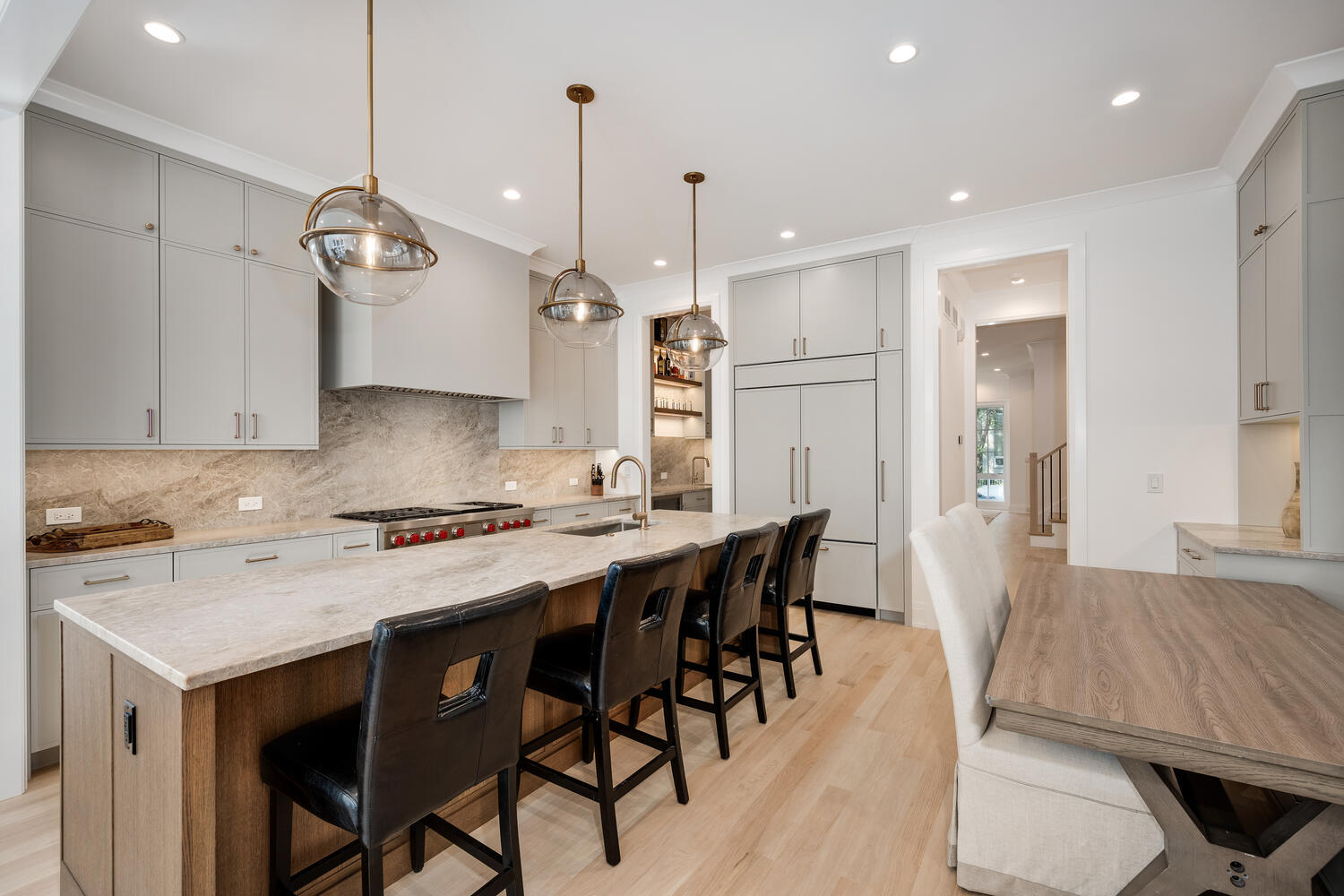 2205 West Huron Street Chicago, IL 60612 - Photo 7 of 34