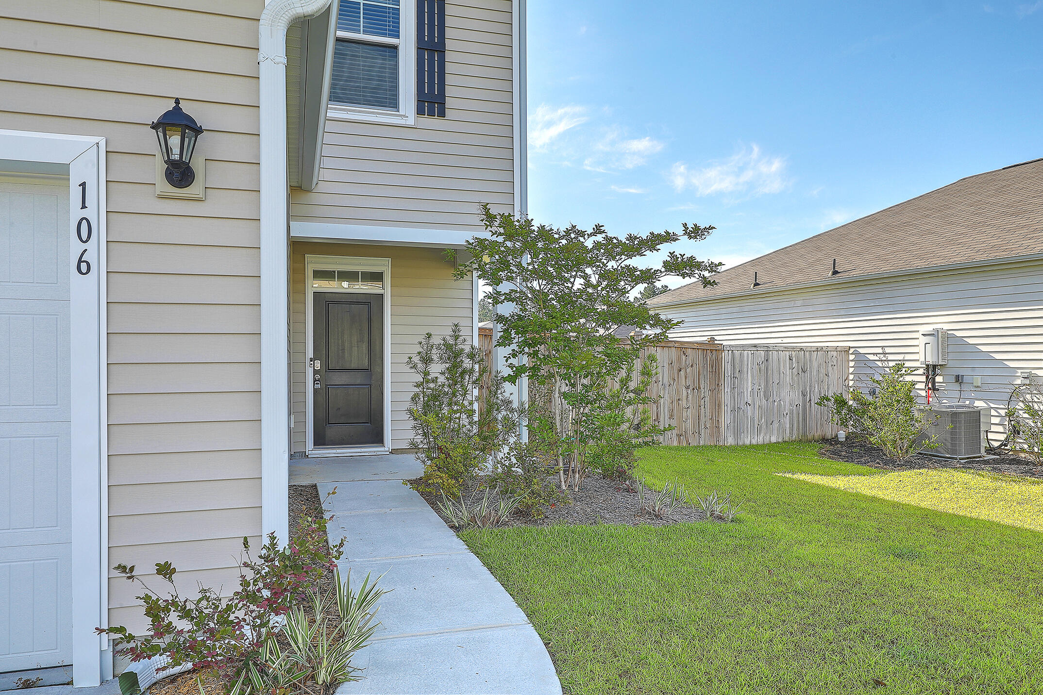 106 Sarcoxie Road Moncks Corner, SC 29461 - Photo 4 of 34 1R3A3768_69_70_71_72_73_74