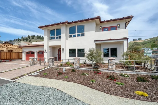 $2,225,000 | 2901 Ocean Boulevard, Cayucos, CA 93430
