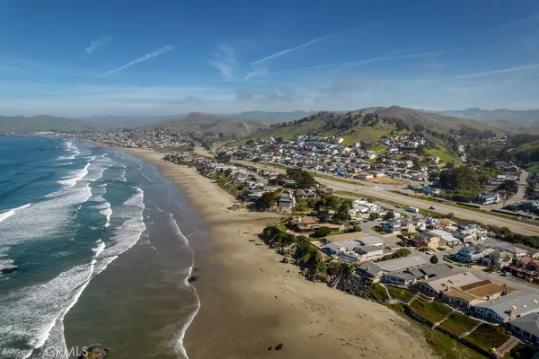 $2,225,000 | 2901 Ocean Boulevard, Cayucos, CA 93430