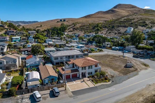 $2,225,000 | 2901 Ocean Boulevard, Cayucos, CA 93430