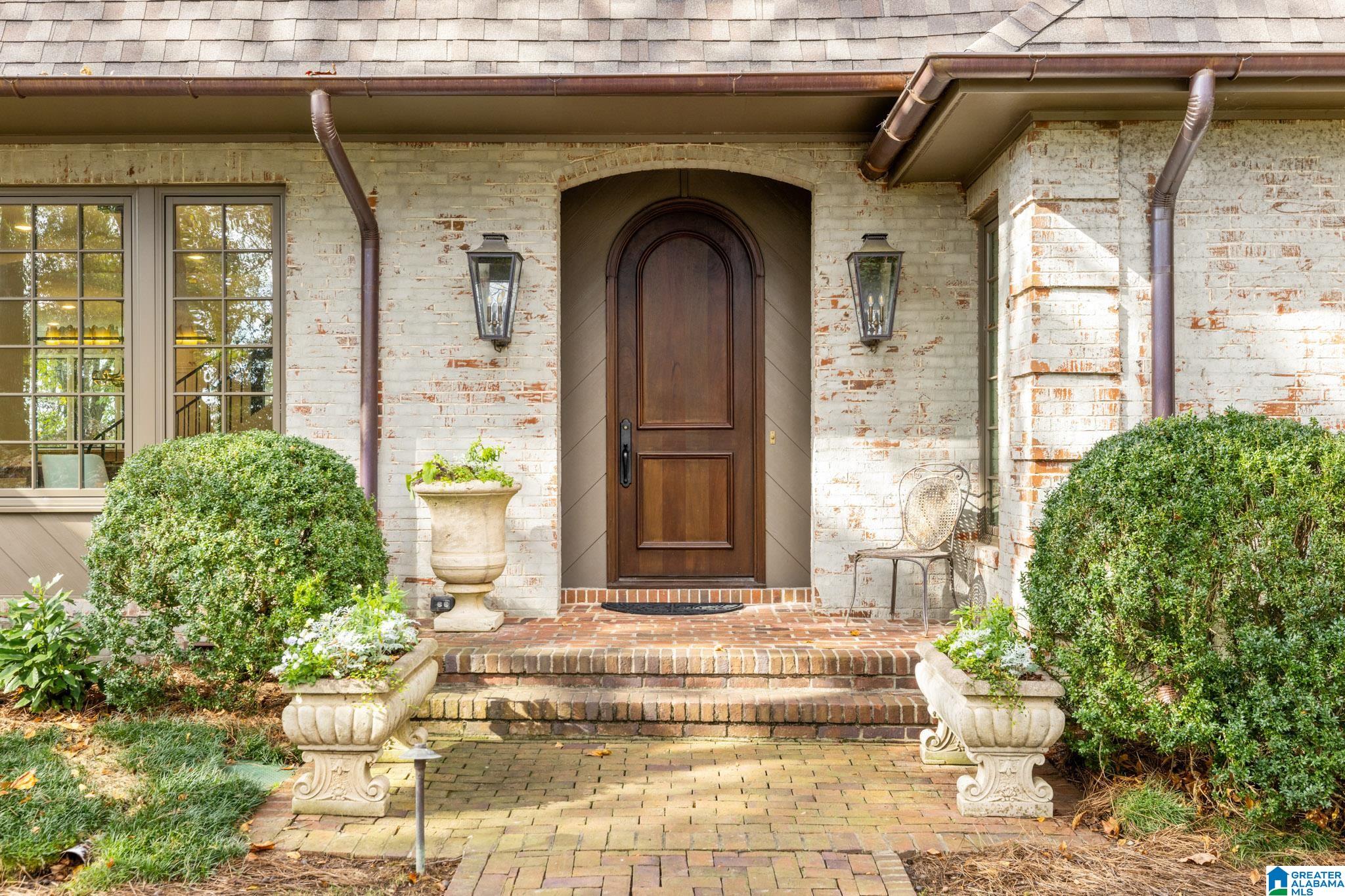 4532 Old Leeds Road Mountain Brook, AL 35213 - Photo 5 of 56