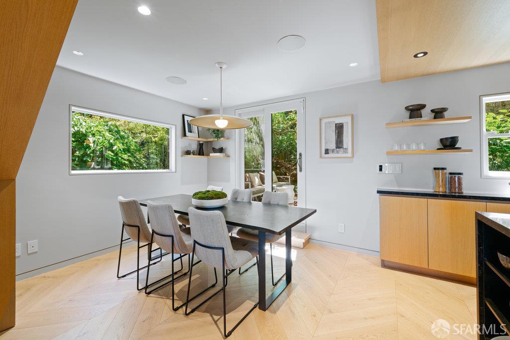 27 Belmont Avenue San Francisco, CA 94117 - Photo 11 of 22