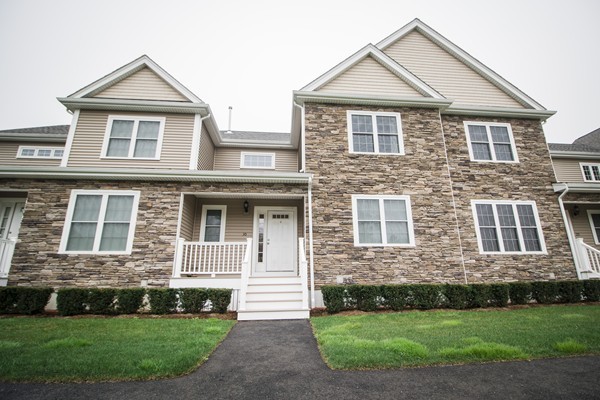 22 Highland Road, Unit 30 Raynham, MA 02767 - Photo 1 of 30 Gallery Image 1