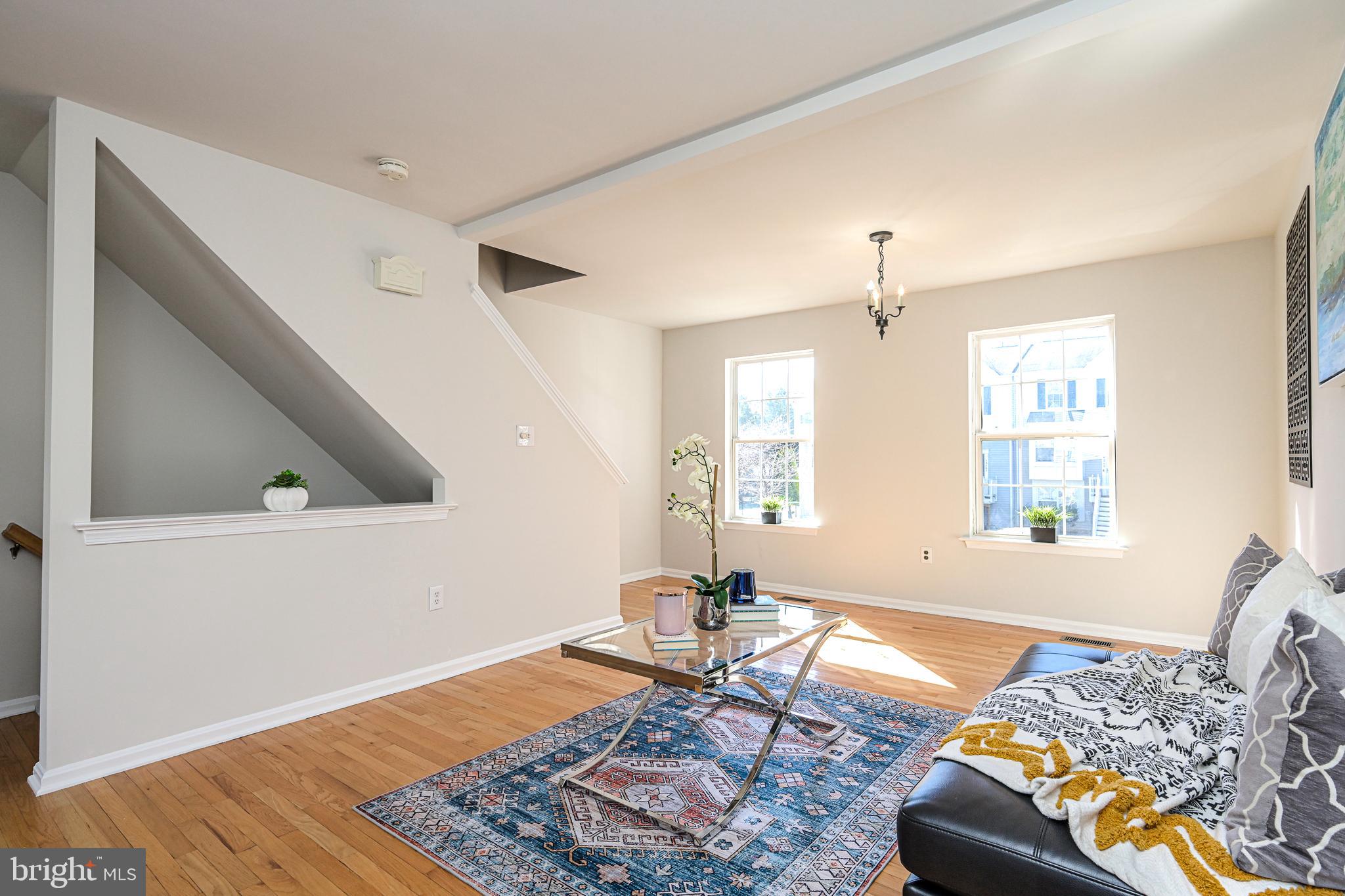 14268 Newbern Loop Gainesville, VA 20155 - Photo 21 of 39 Level 1 Living Area