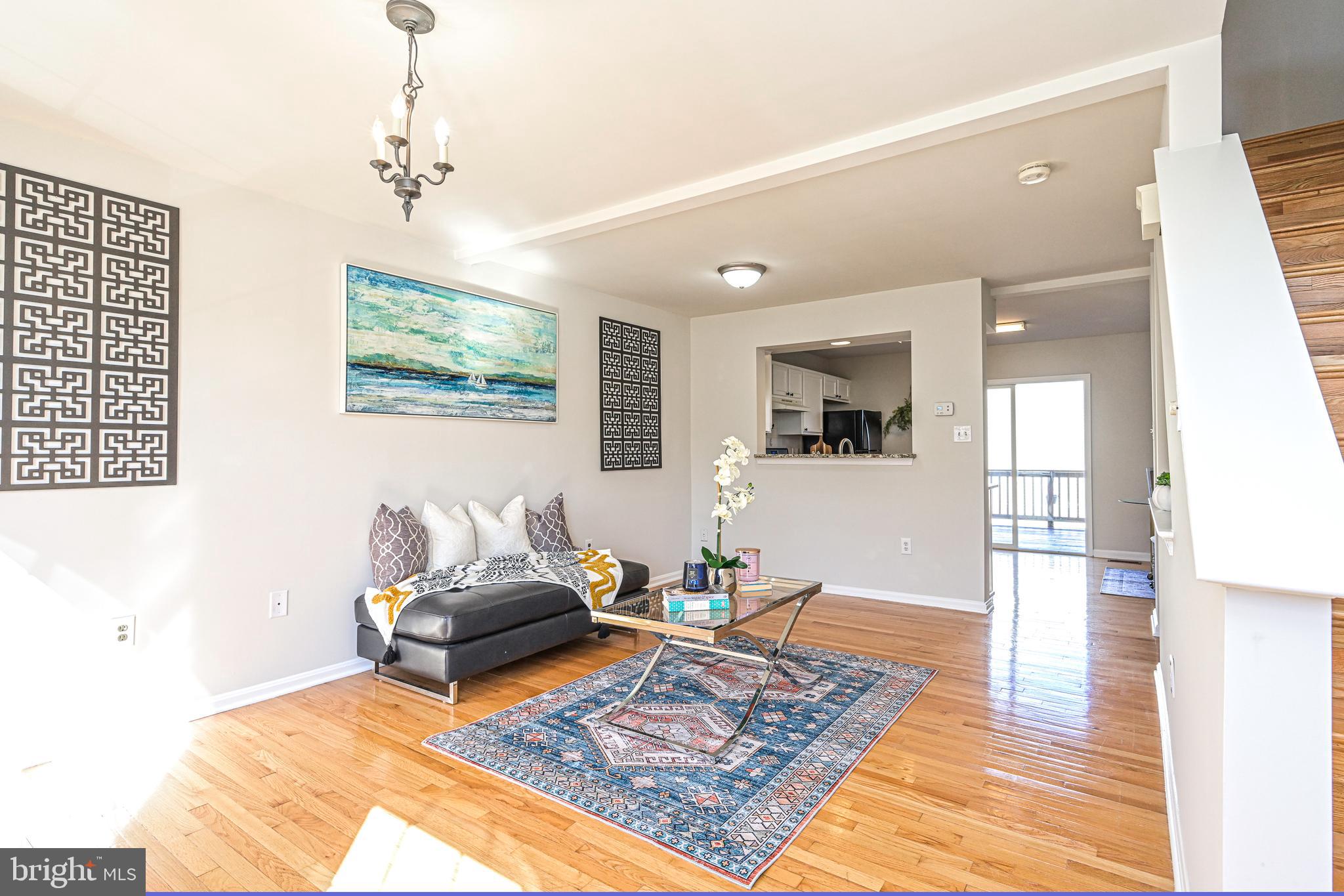 14268 Newbern Loop Gainesville, VA 20155 - Photo 22 of 39 Level 1 Living Area