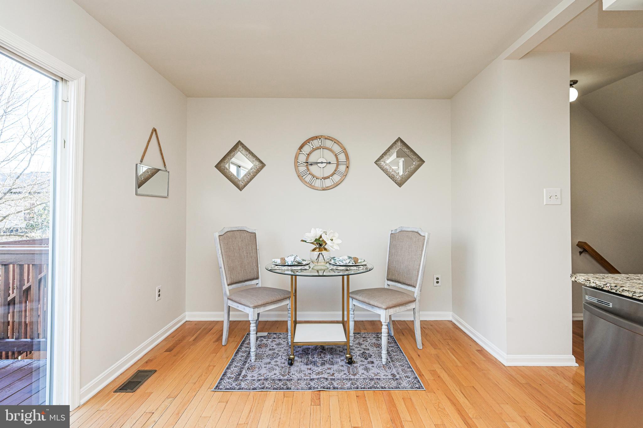 14268 Newbern Loop Gainesville, VA 20155 - Photo 27 of 39 Level 1 Kitchen dining/area