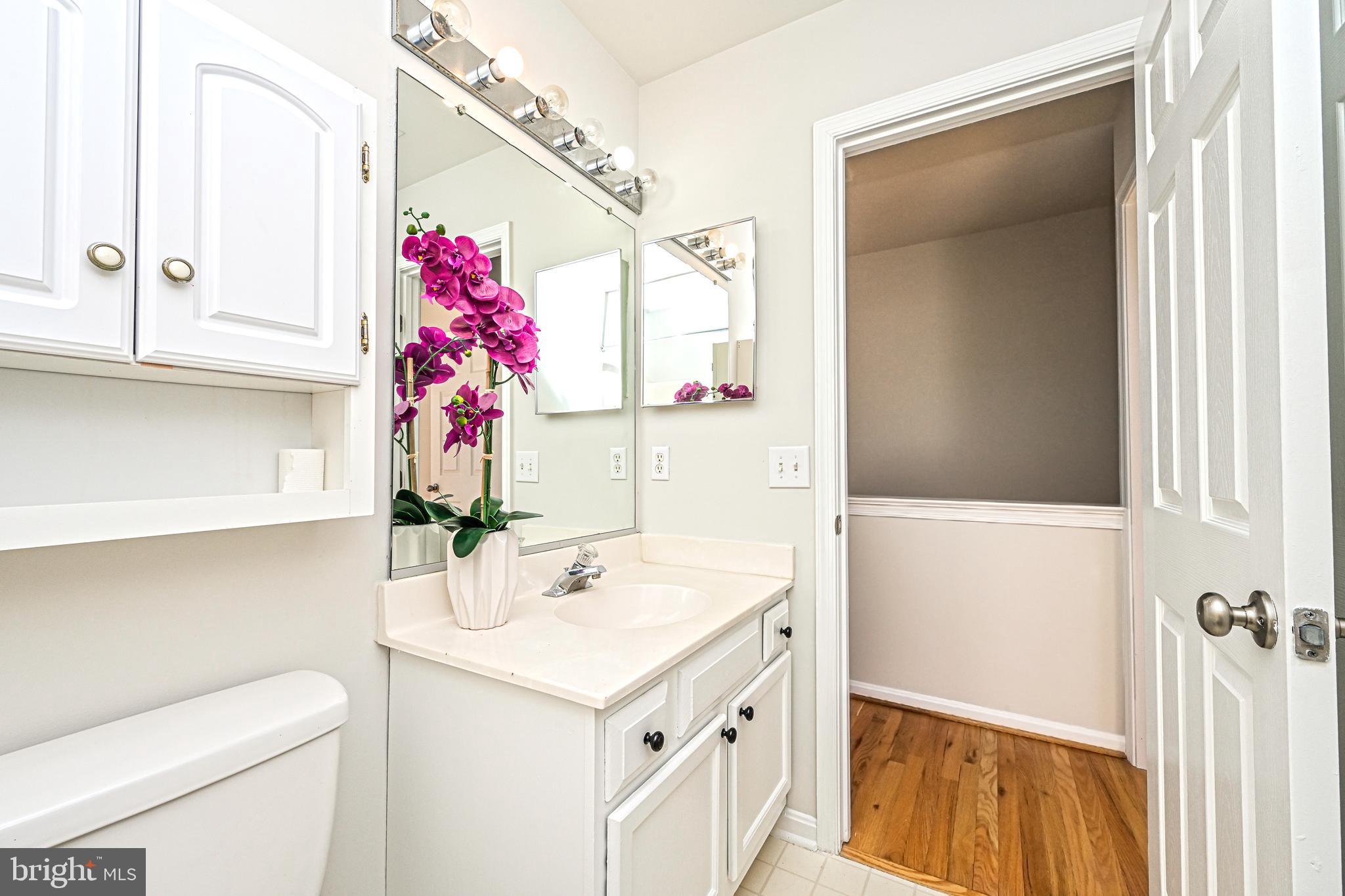 14268 Newbern Loop Gainesville, VA 20155 - Photo 29 of 39 Level 2 Full Bath