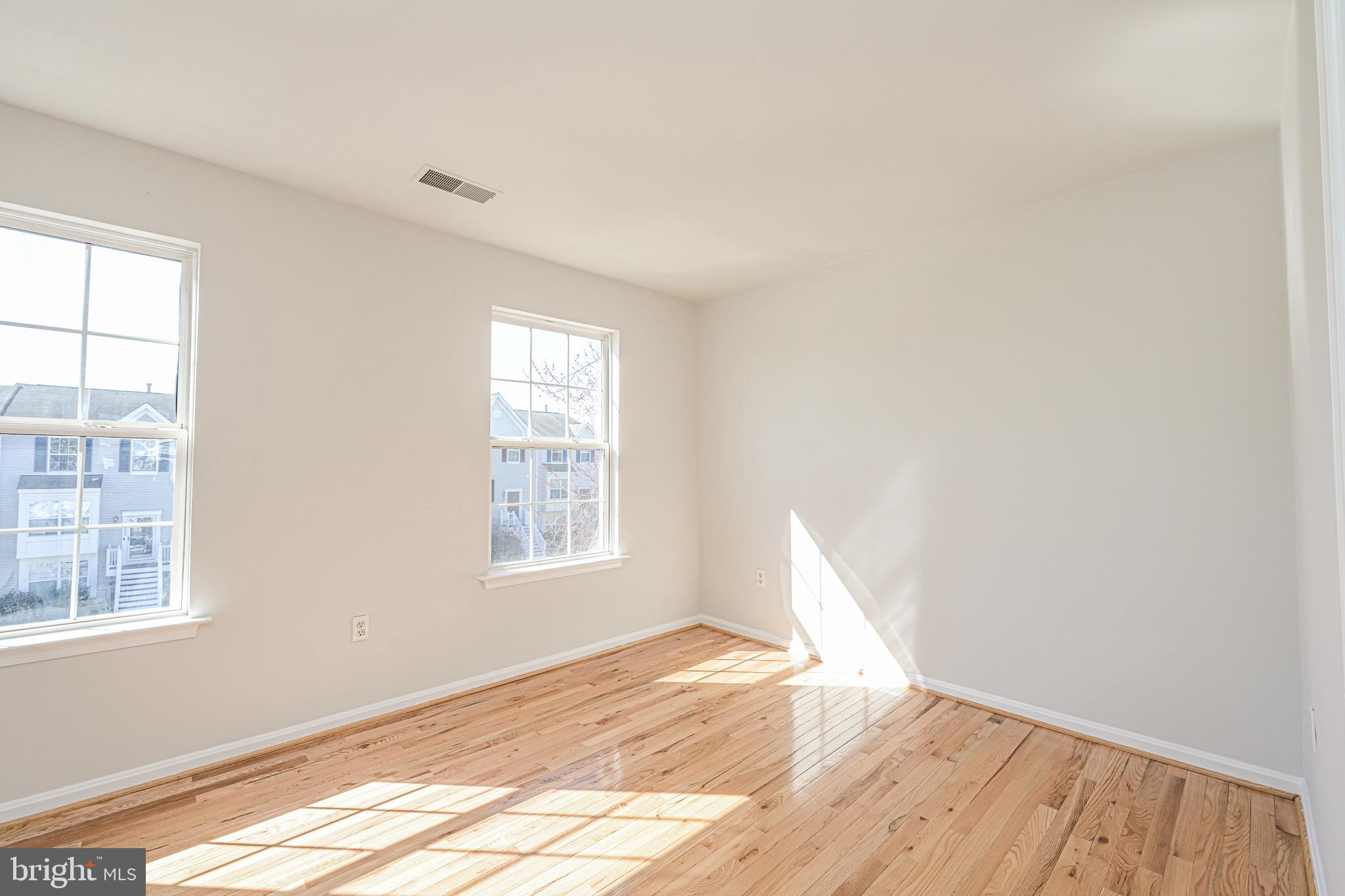 14268 Newbern Loop Gainesville, VA 20155 - Photo 30 of 39 Level 2 Bedroom 2