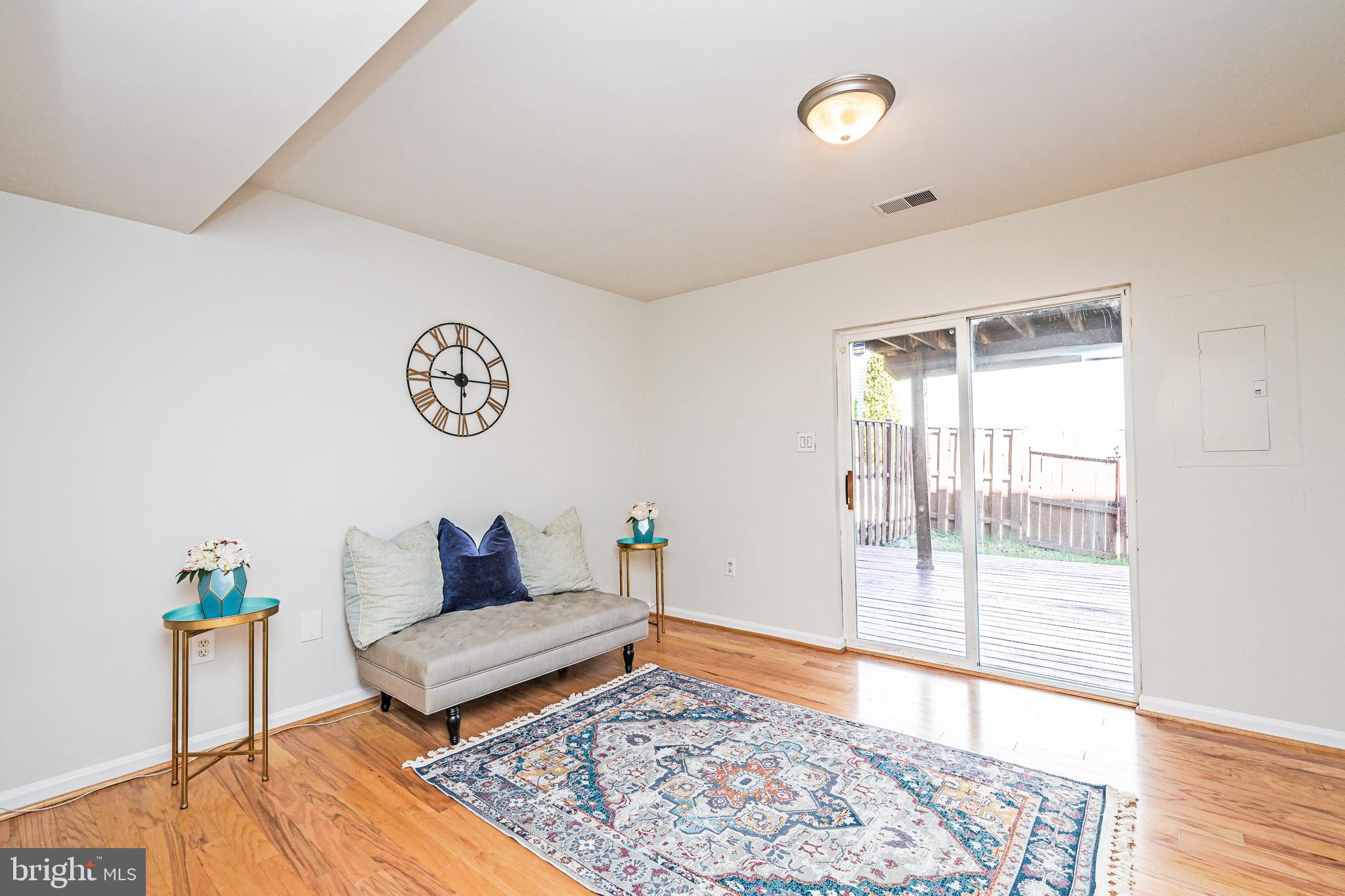14268 Newbern Loop Gainesville, VA 20155 - Photo 7 of 39 Main Level Living Room