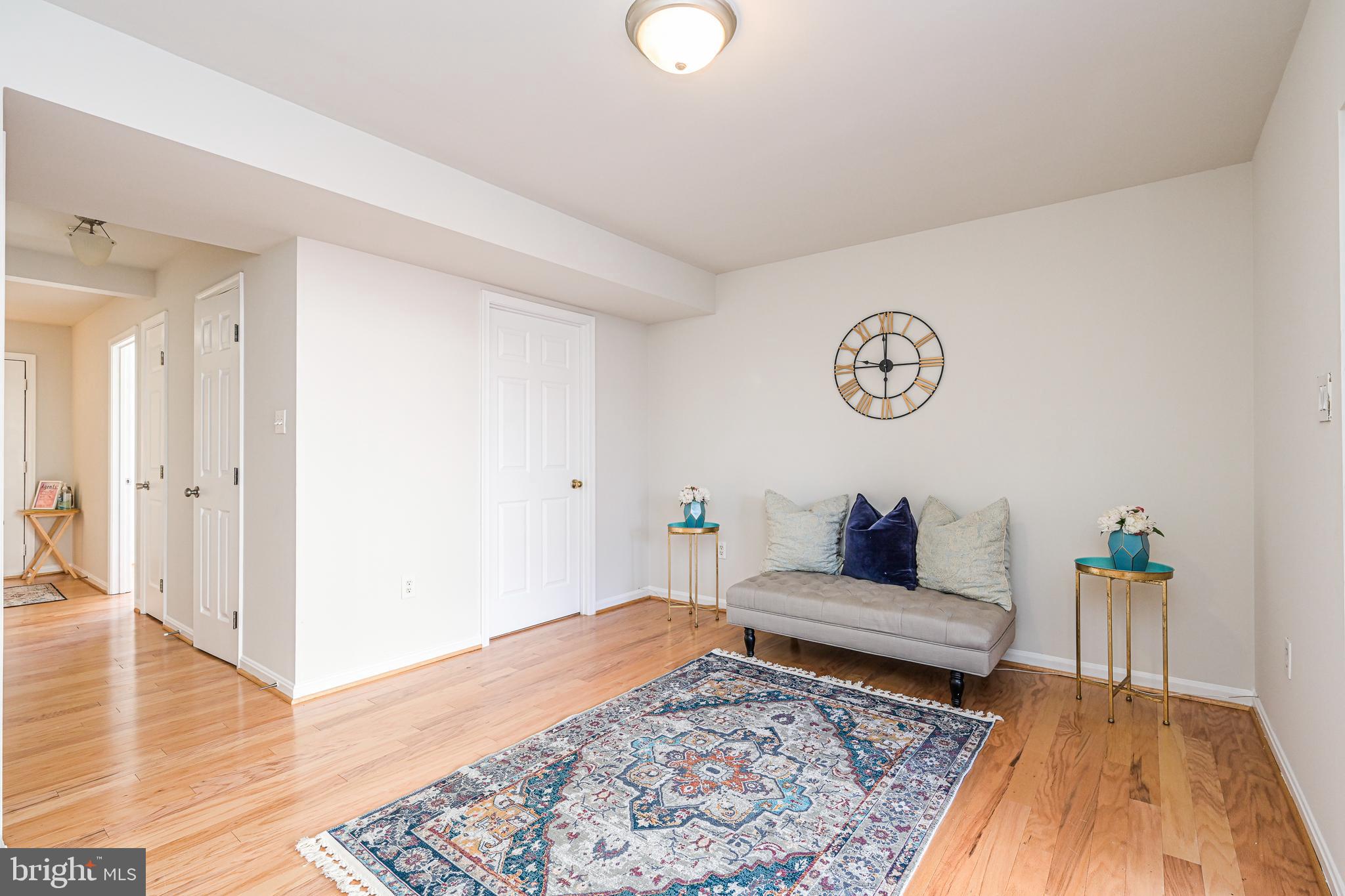 14268 Newbern Loop Gainesville, VA 20155 - Photo 9 of 39 Main Level Living Room