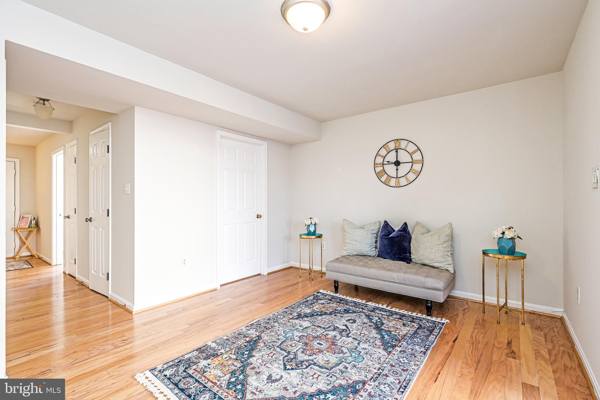 14268 Newbern Loop Gainesville, VA 20155 - Photo 10 of 39 Main Level Living Room