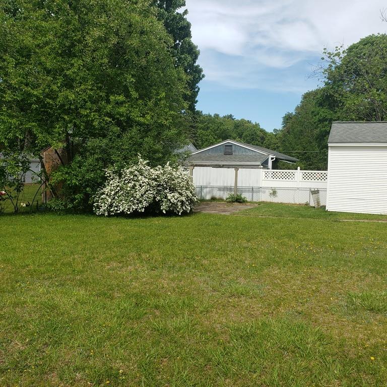 64 White Oak Road Springfield, MA 01128 - Photo 18 of 18