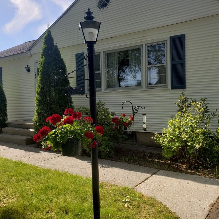 64 White Oak Road Springfield, MA 01128 - Photo 2 of 18