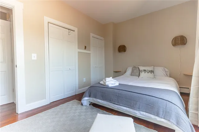 $3,000 | 594 Thames Street, Newport, RI 02840