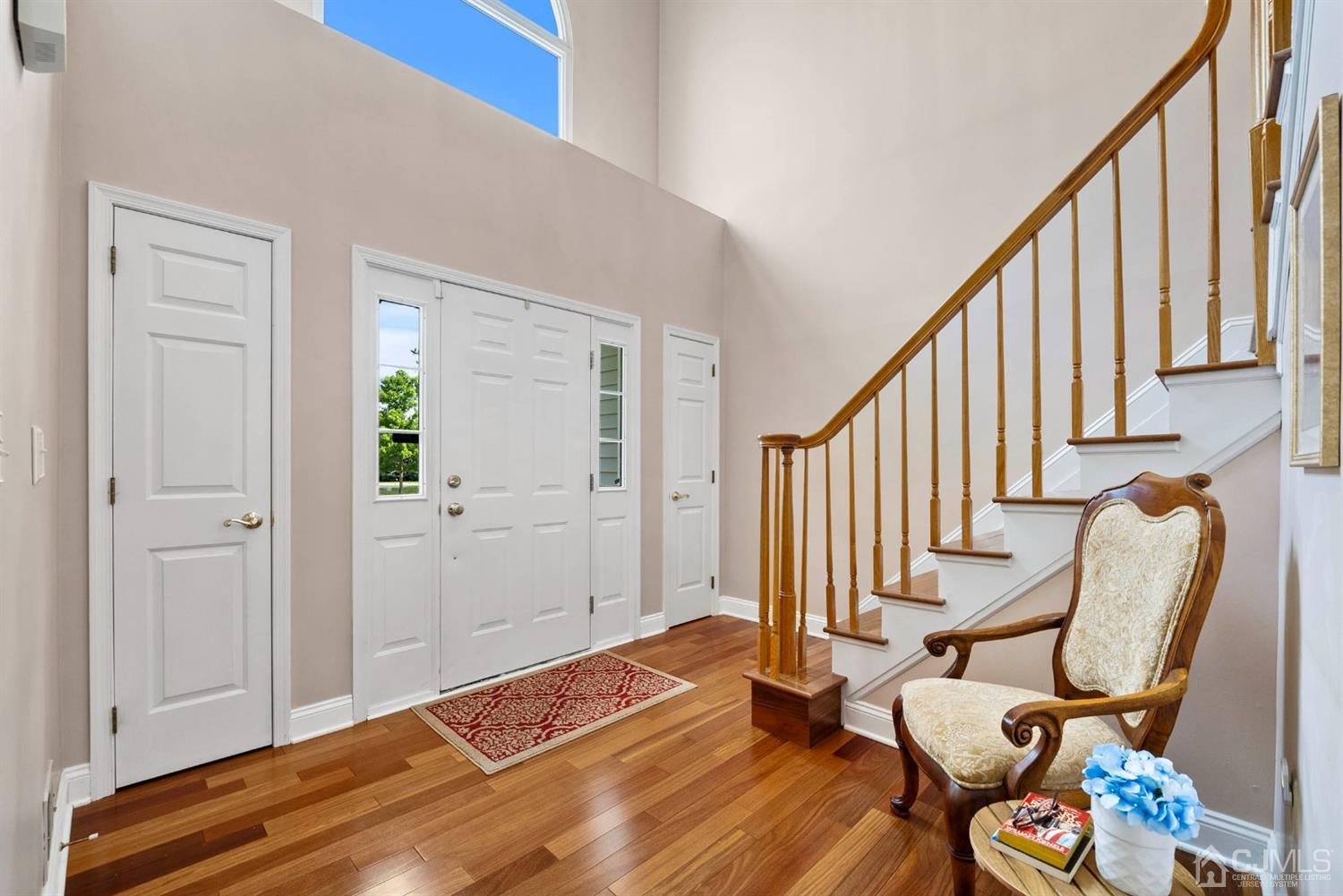 4 Castle Court Somerset, NJ 08873 - Photo 3 of 37