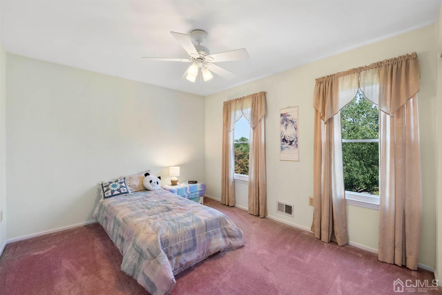 4 Castle Court Somerset, NJ 08873 - Photo 24 of 37