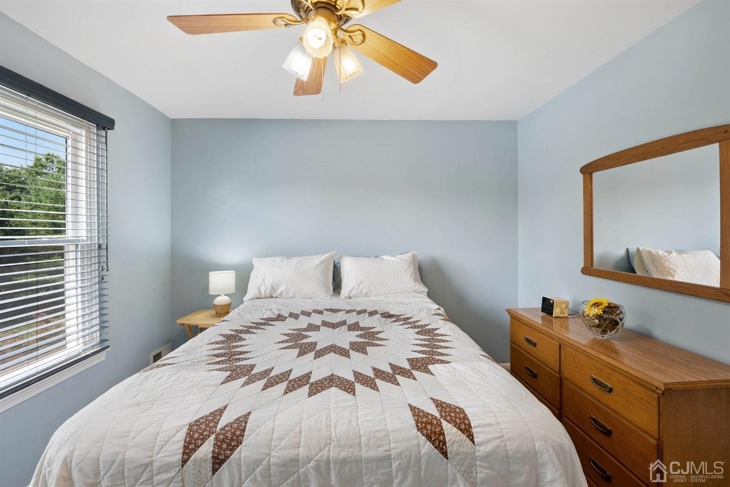 4 Castle Court Somerset, NJ 08873 - Photo 28 of 37