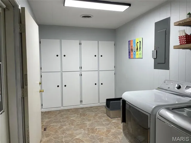 $199,900 | 49 South St Street, Piedmont, MO 63957