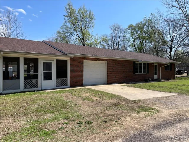 $199,900 | 49 South St Street, Piedmont, MO 63957