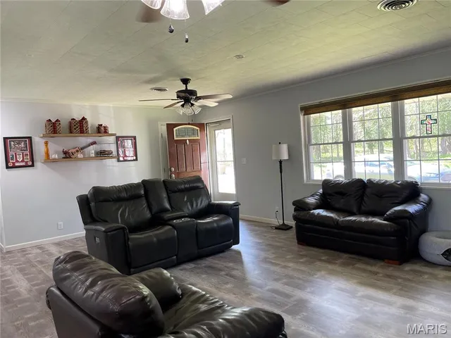 $199,900 | 49 South St Street, Piedmont, MO 63957