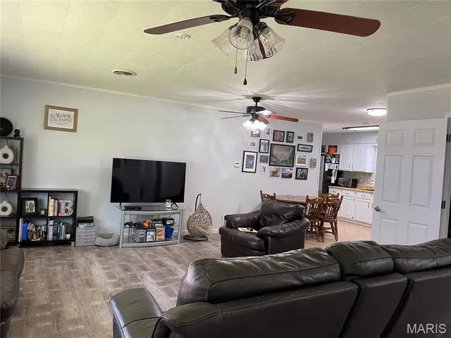 $199,900 | 49 South St Street, Piedmont, MO 63957