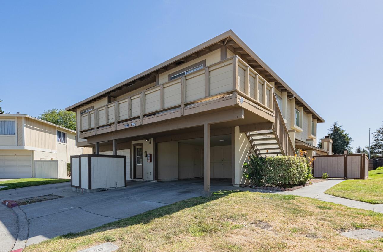 1893 Cherokee Drive, Unit 4 Salinas, CA 93906 - Photo 1 of 32