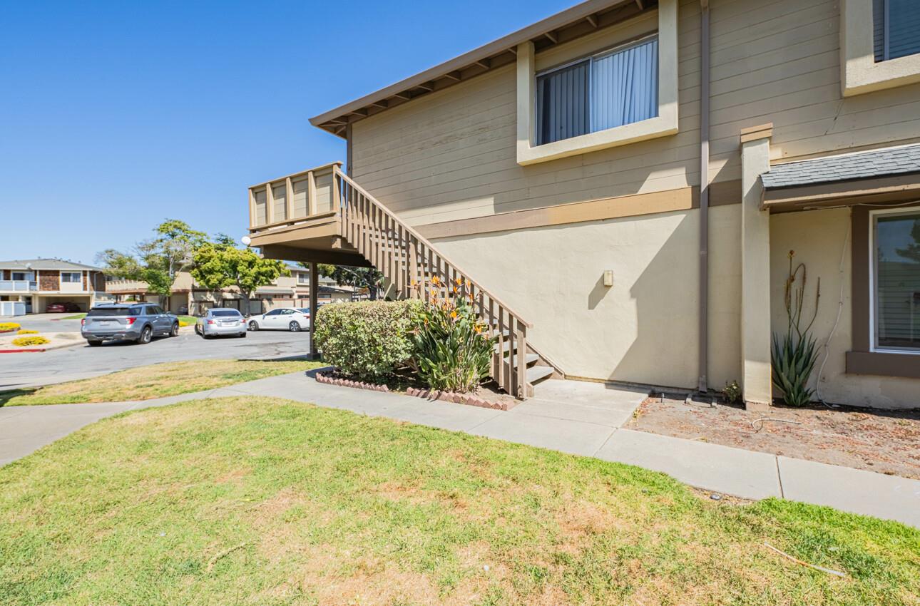 1893 Cherokee Drive, Unit 4 Salinas, CA 93906 - Photo 2 of 32