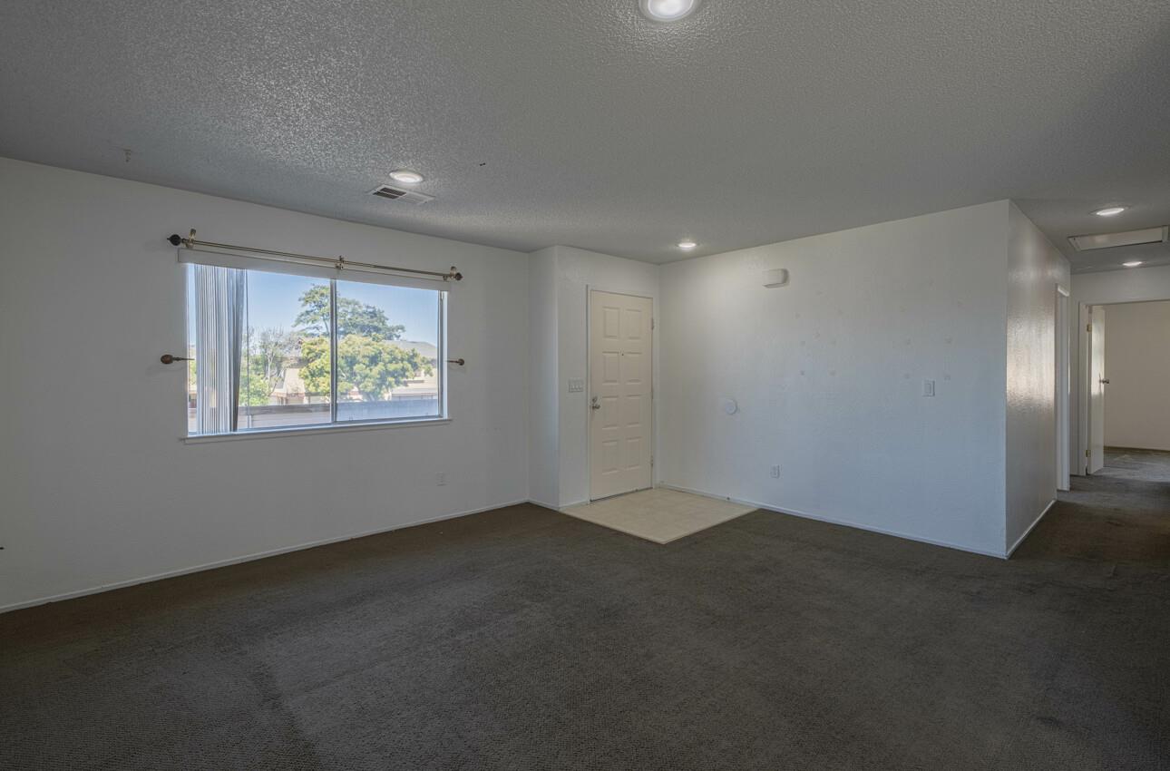 1893 Cherokee Drive, Unit 4 Salinas, CA 93906 - Photo 7 of 32