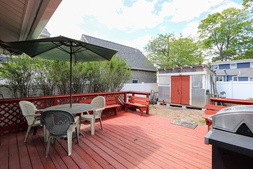 13 Poplar Road Quincy, MA 02169 - Photo 21 of 25 Gallery Image 21