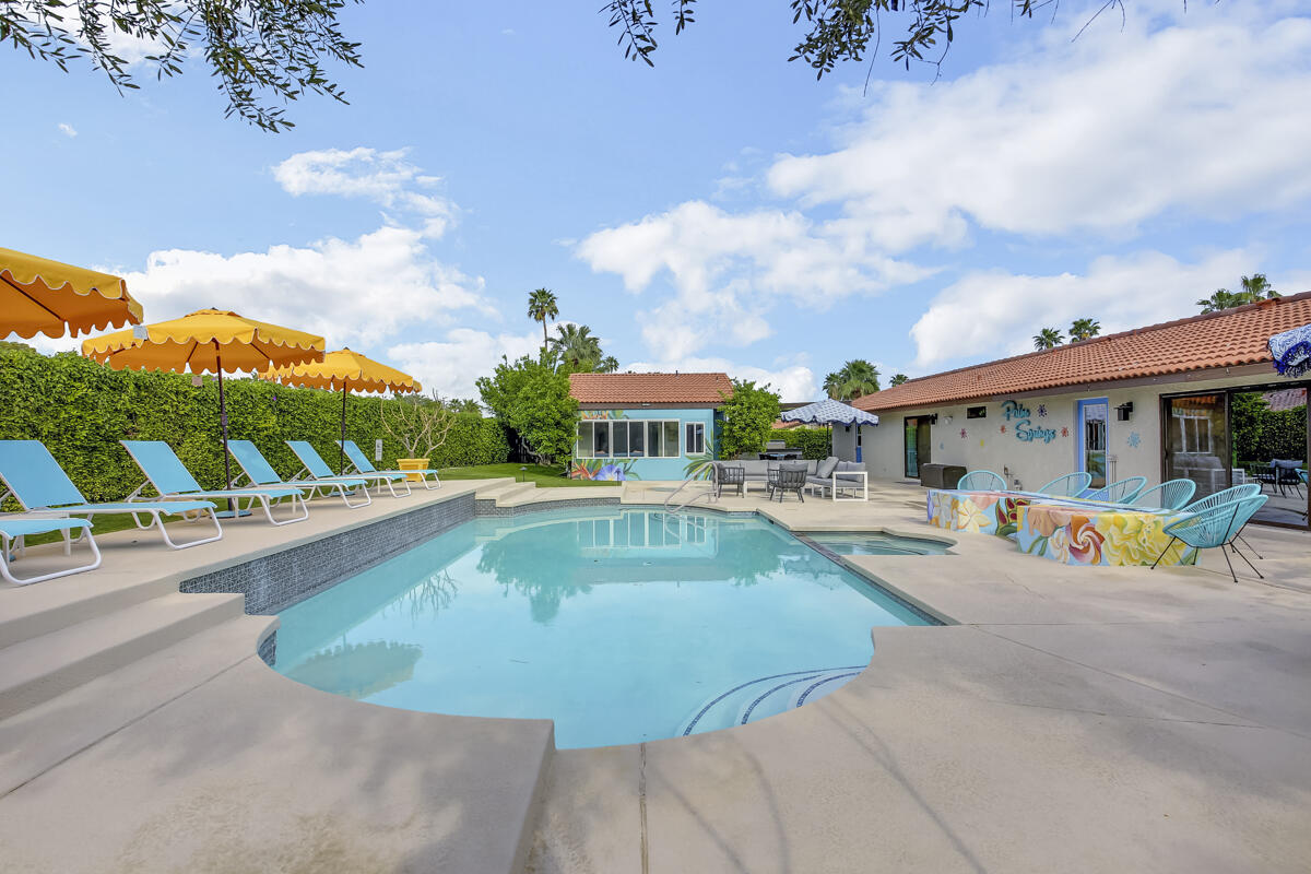 2230 Tamarisk Road Palm Springs, CA 92262 - Photo 62 of 66 62 POOL MLS SIZE