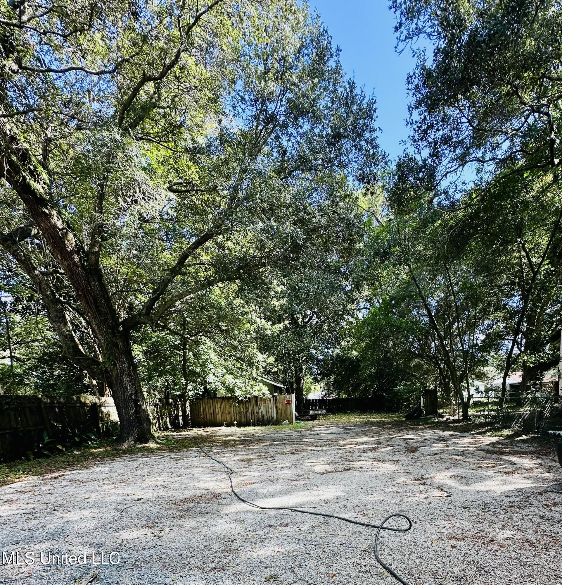 262 Forrest Avenue Biloxi, MS 39530 - Photo 10 of 11 Exterior Back