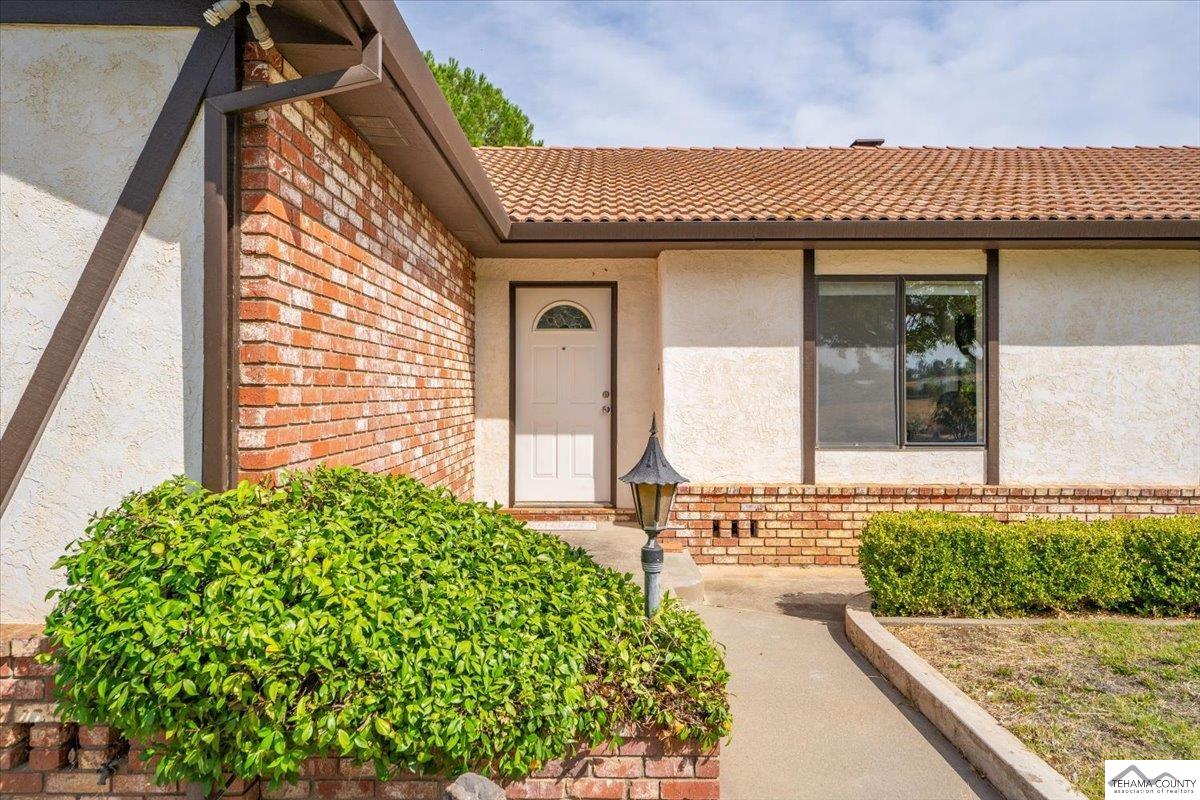 4480 East Street Corning, CA 96021 - Photo 2 of 72