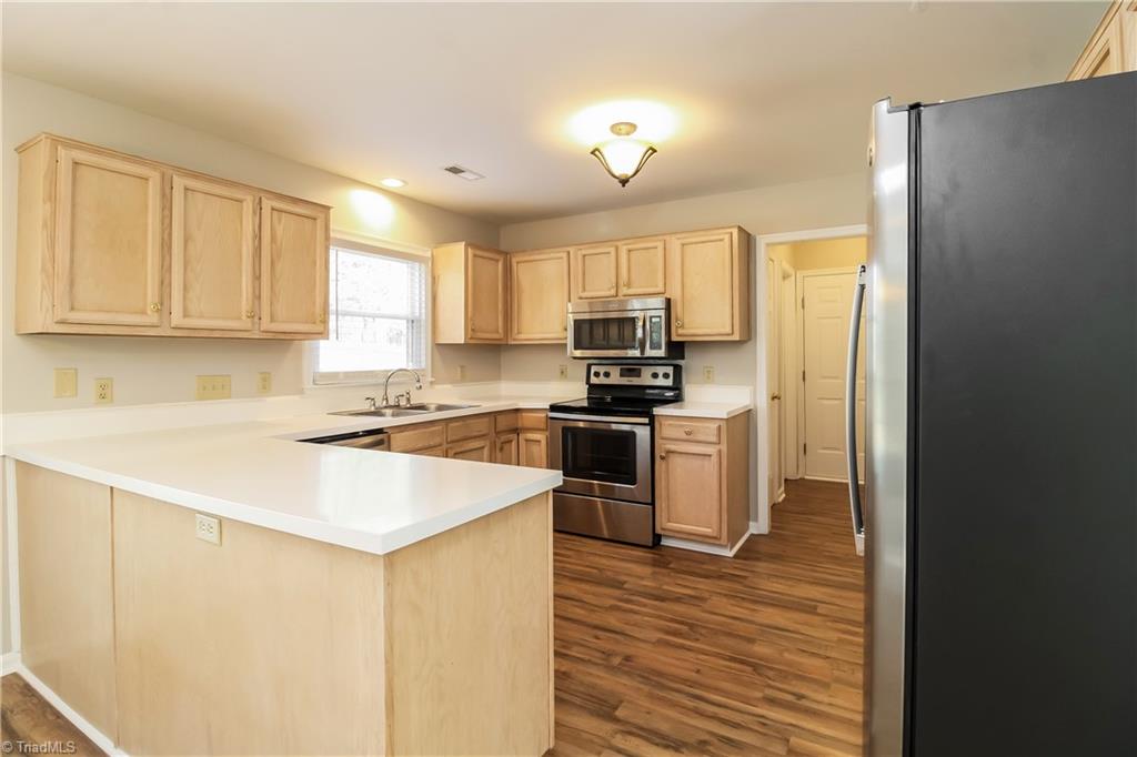 3508 Cardinal Ridge Drive Greensboro, NC 27410 - Photo 3 of 15