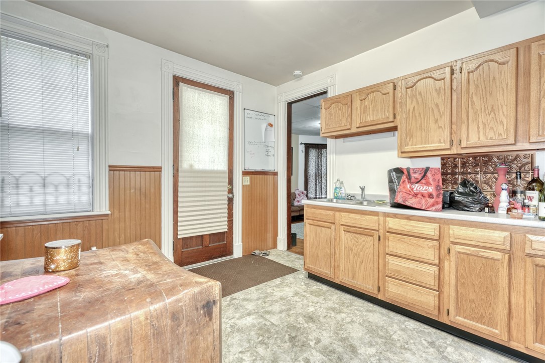 485 Meigs Street Rochester, NY 14607 - Photo 11 of 41 Lower