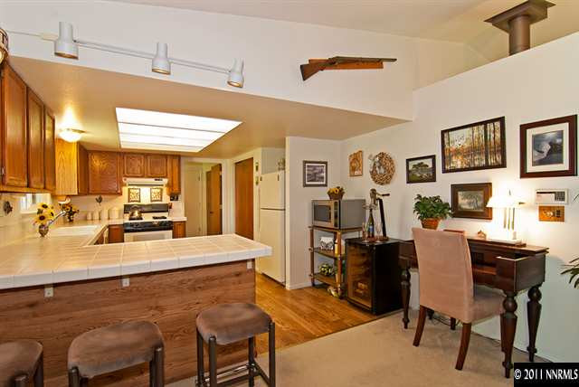 2976 Sequoia Lane Reno, NV 89502 - Photo 9 of 13 Photo 9