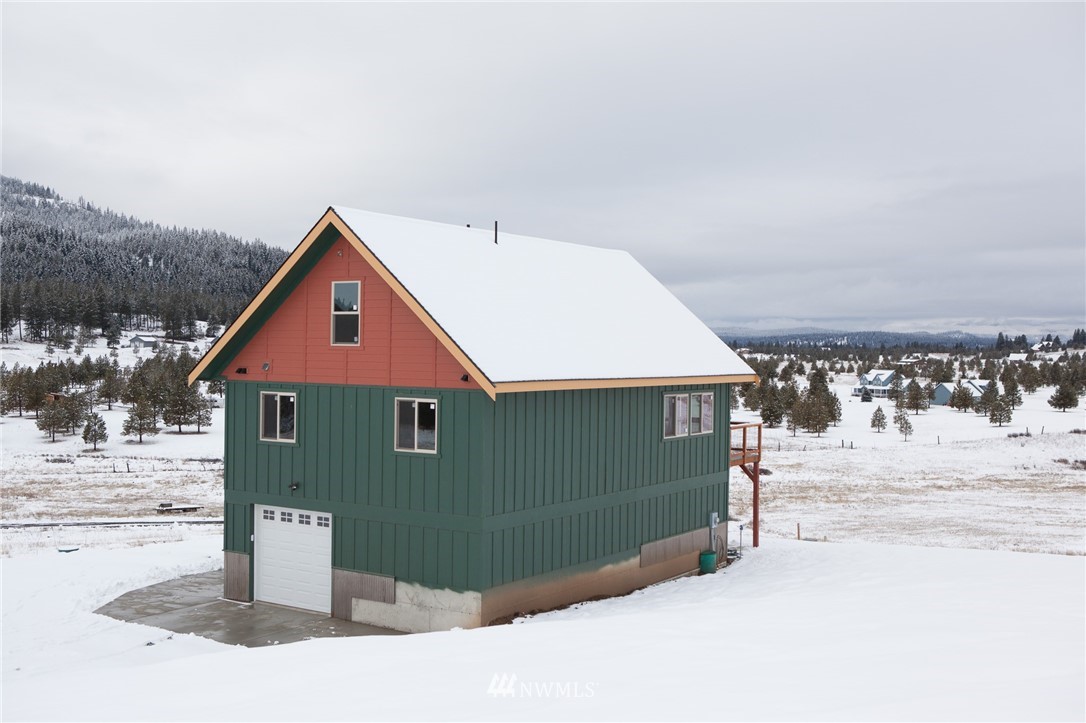 2693 Hidden Valley Road Cle Elum, WA 98922 - Photo 2 of 25 Gallery Image 2