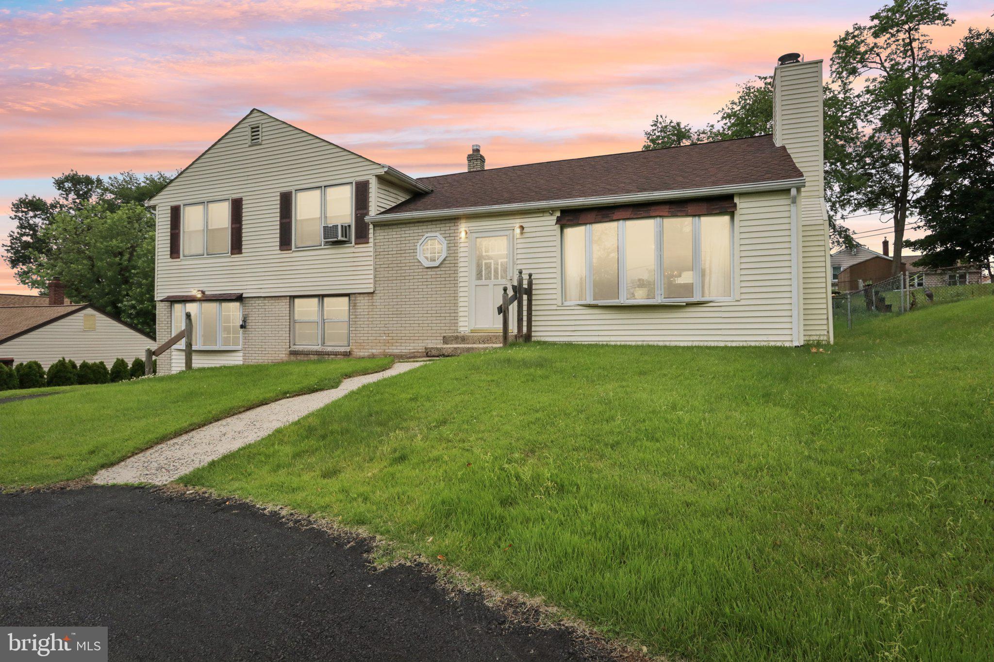 694 Davisville Road Warminster, PA 18974 - Photo 1 of 45 Gallery Image 1