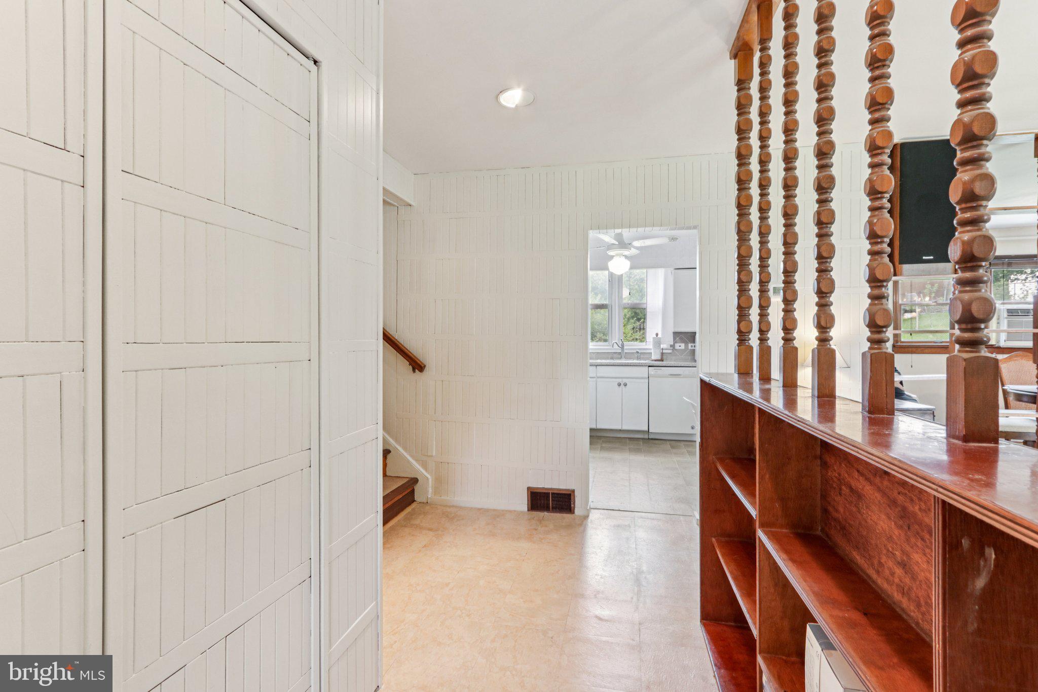 694 Davisville Road Warminster, PA 18974 - Photo 6 of 45 Gallery Image 6
