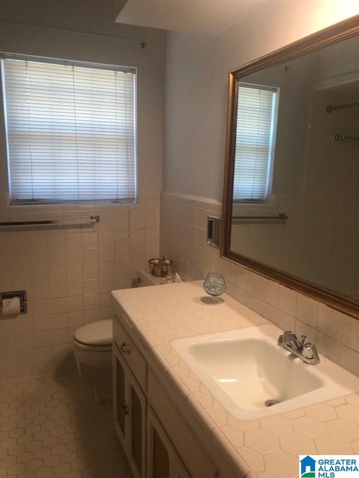 329 Orchid Road Birmingham, AL 35215 - Photo 11 of 14