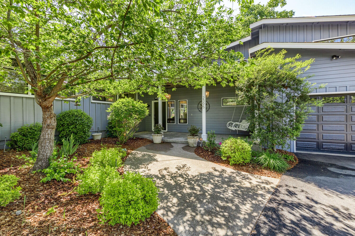 2395 Scoville Road Grants Pass, OR 97526 - Photo 4 of 101 5
