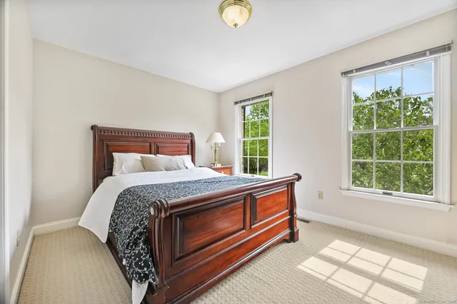 $1,900,000 | 260 Range Road, Fairfield, CT 06890