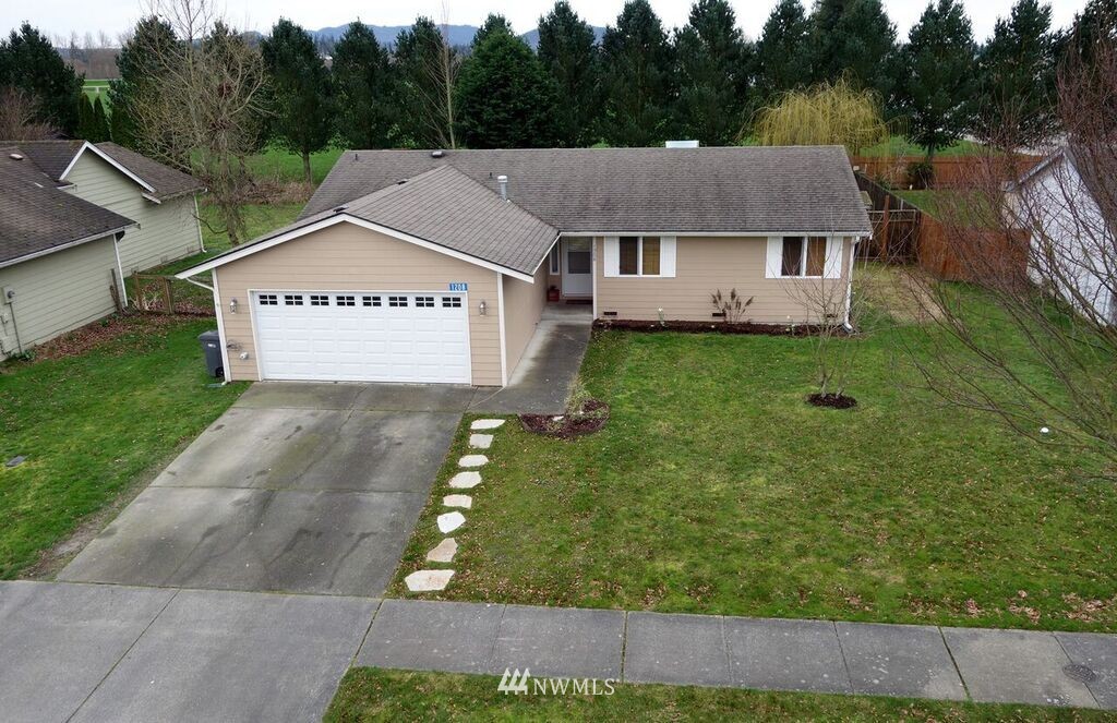 1208 East Gilkey Road Burlington, WA 98233 - Photo 1 of 25 Gallery Image 1