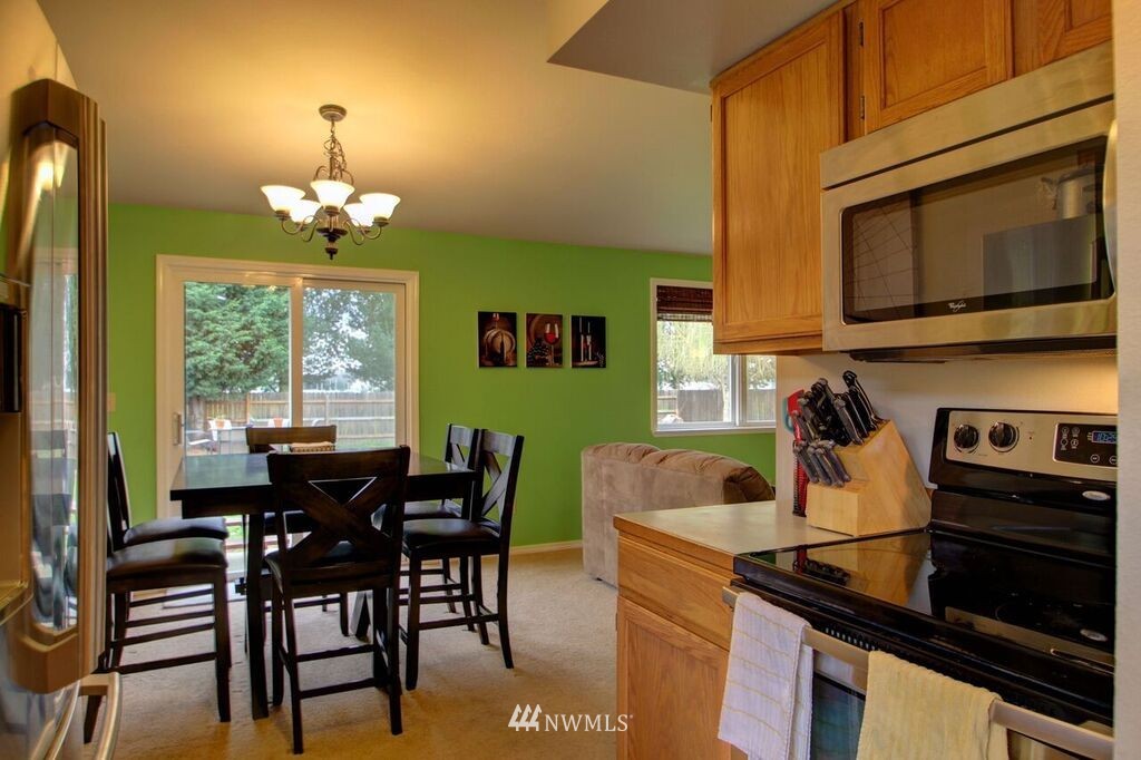 1208 East Gilkey Road Burlington, WA 98233 - Photo 14 of 25 Gallery Image 14